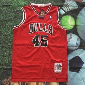 New Mitchell n Ness 94-95 Micheal Jordan Jersey